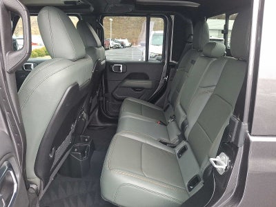 2025 Jeep Gladiator Mojave X