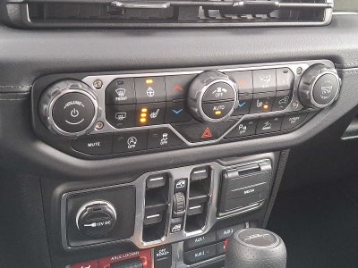 2025 Jeep Gladiator Mojave X