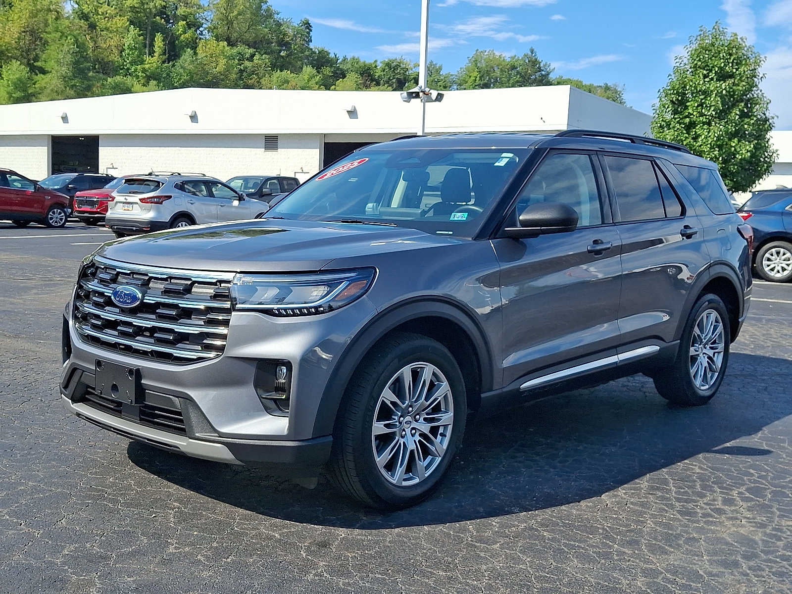 2025 Ford Explorer Active