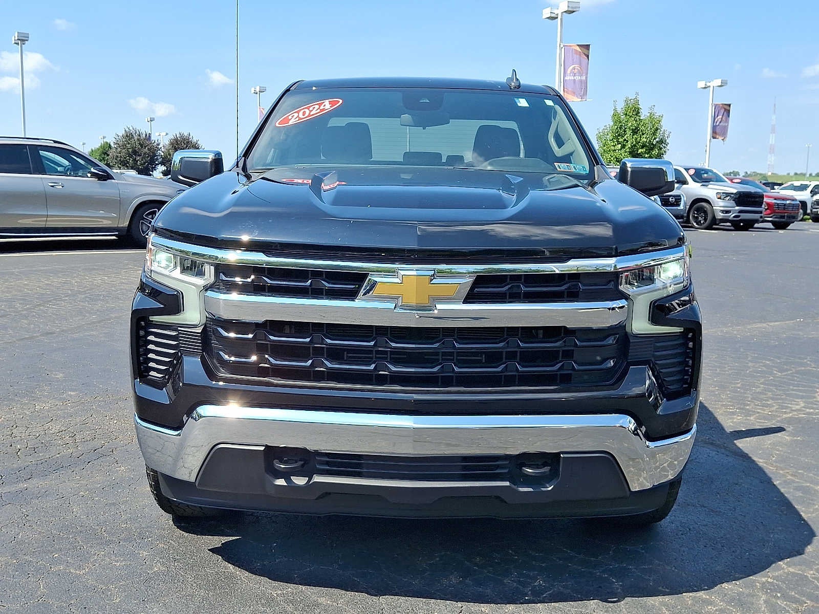 2024 Chevrolet Silverado 1500 LT (2FL)