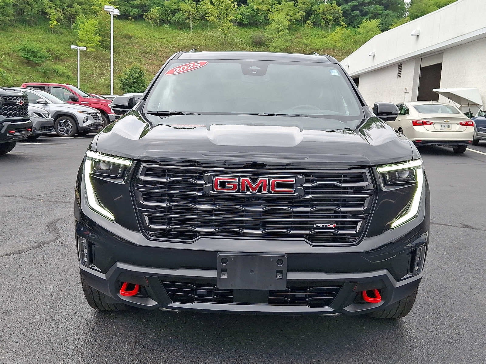 2025 GMC Acadia AT4