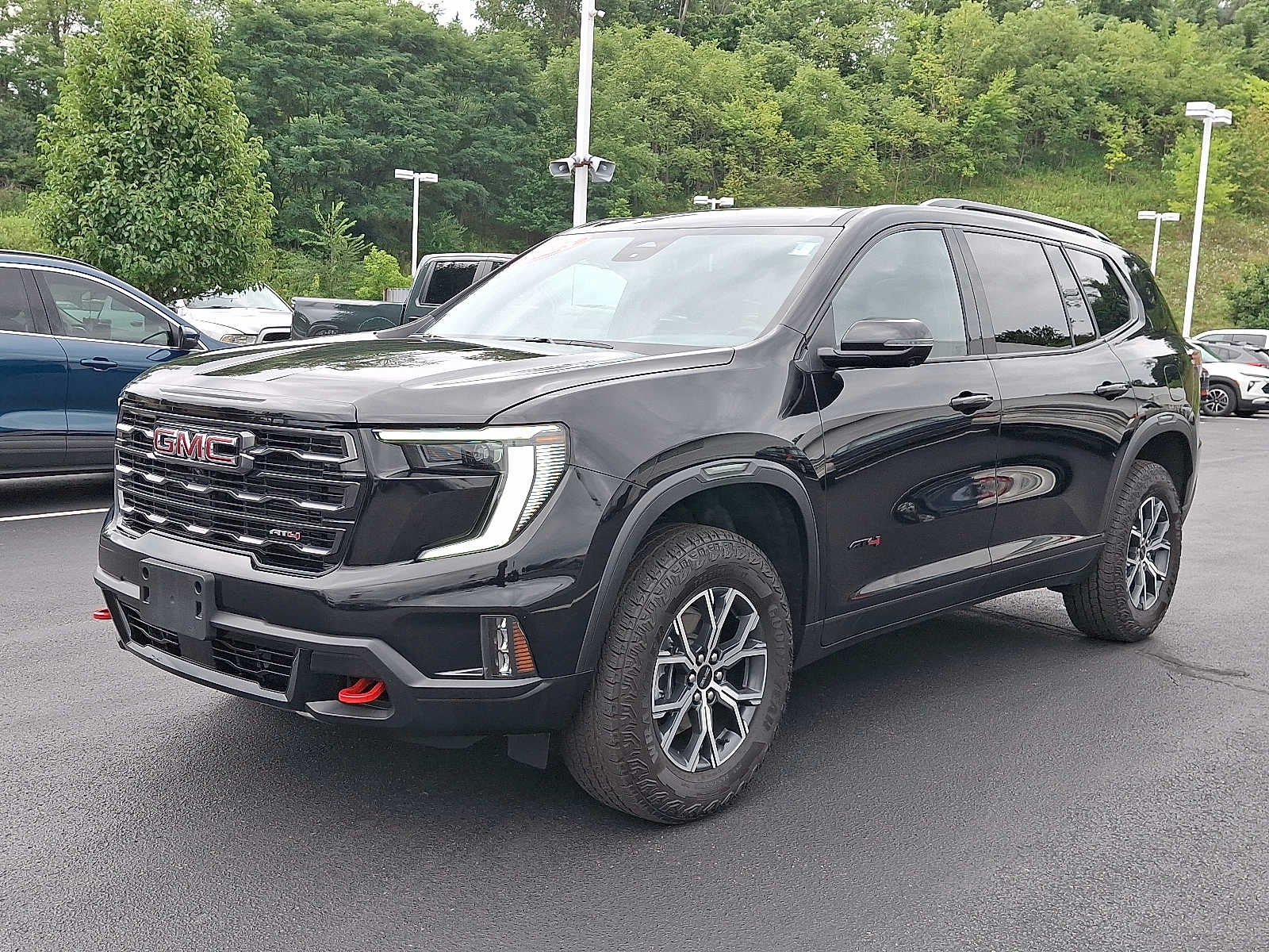 2025 GMC Acadia AT4