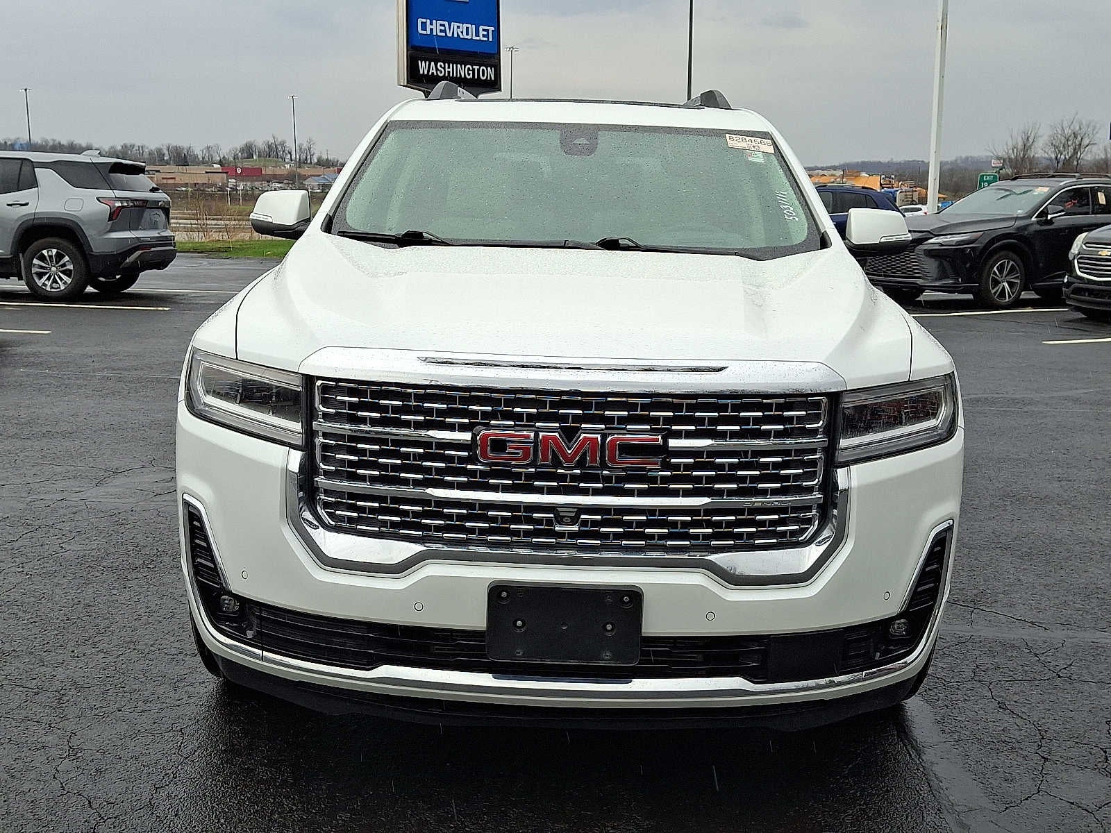 2023 GMC Acadia Denali