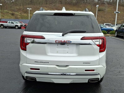 2023 GMC Acadia Denali