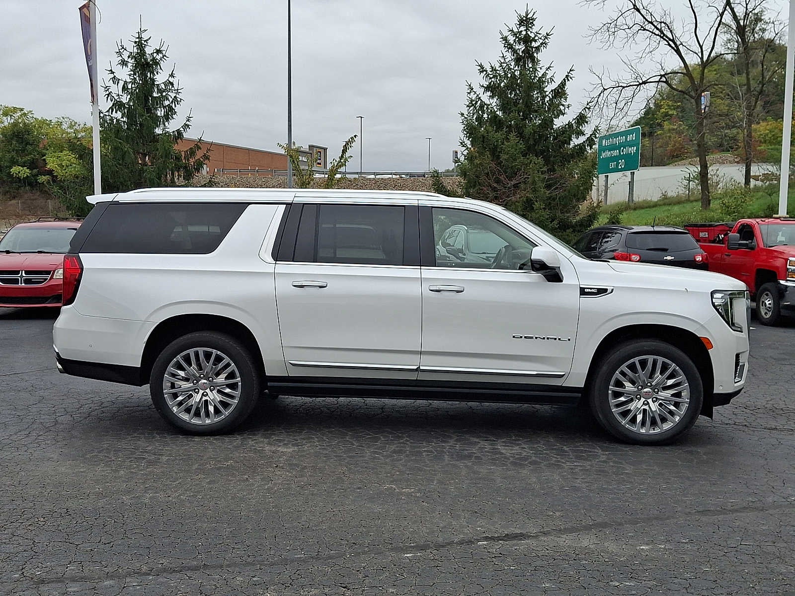 2024 GMC Yukon XL Denali