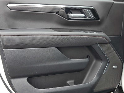 2025 Chevrolet Suburban RST
