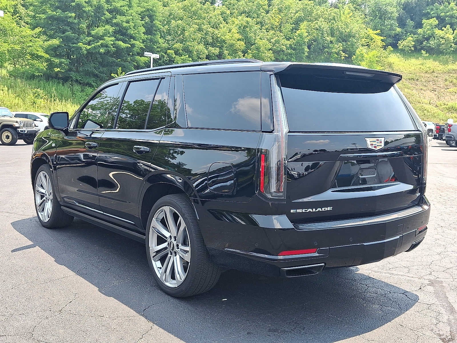 2025 Cadillac Escalade Sport Platinum