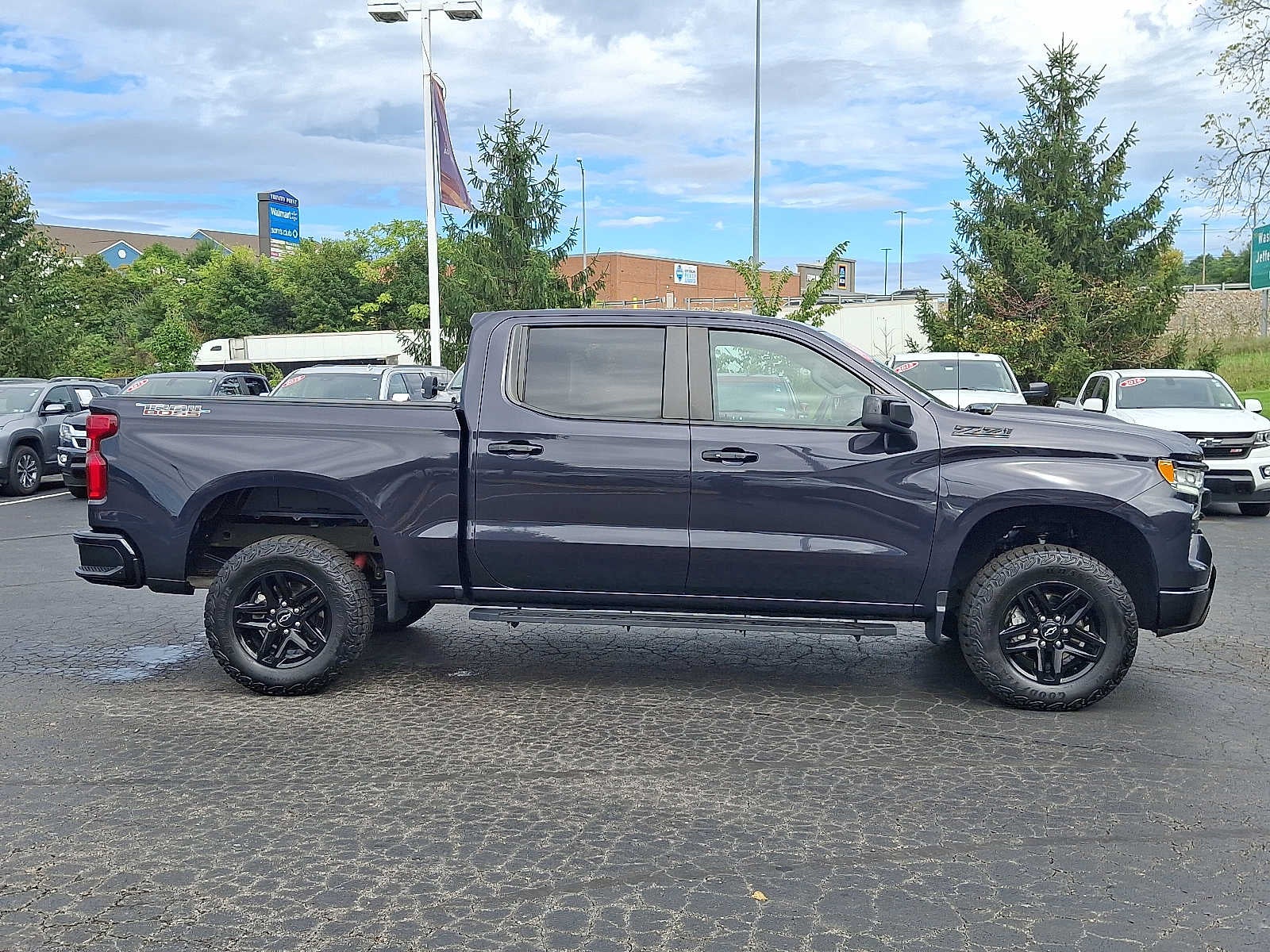 2023 Chevrolet Silverado 1500 LT Trail Boss