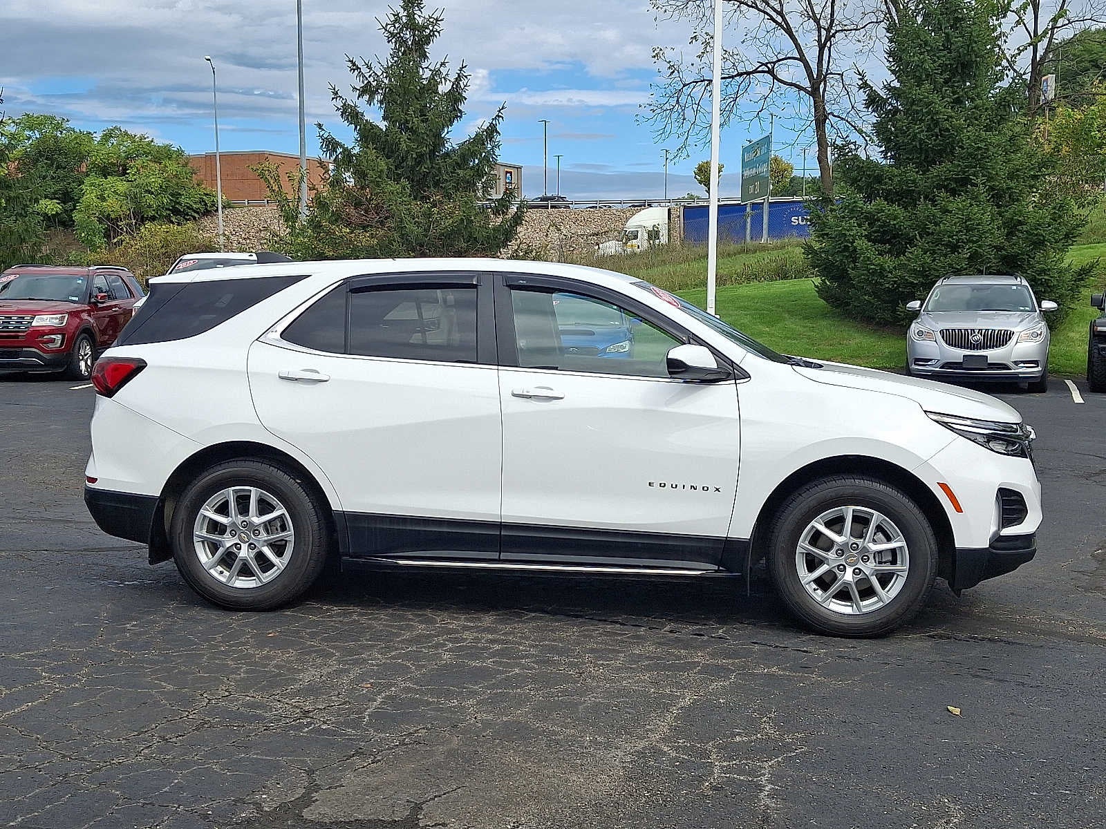 2023 Chevrolet Equinox LT