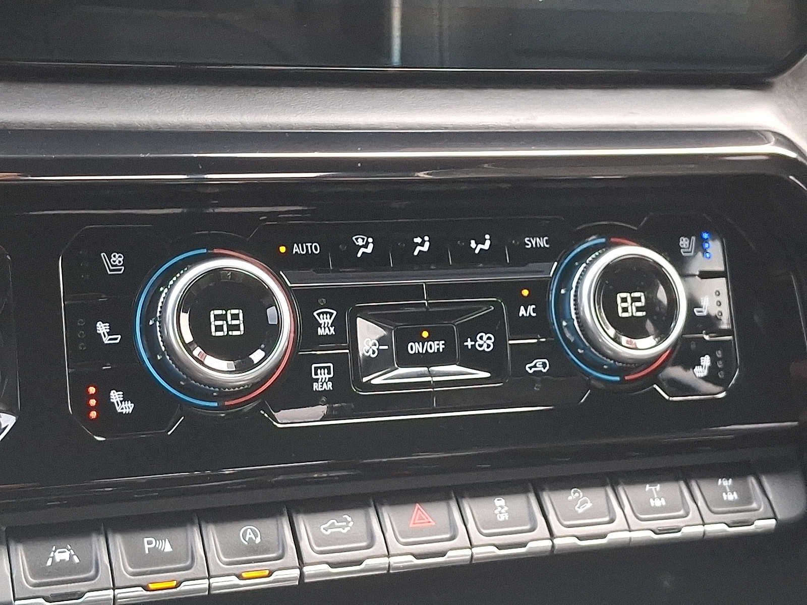 2023 GMC Sierra 1500 AT4X