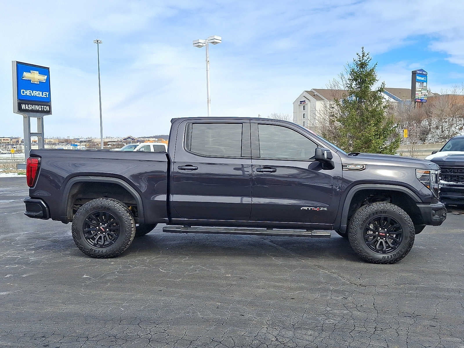2023 GMC Sierra 1500 AT4X