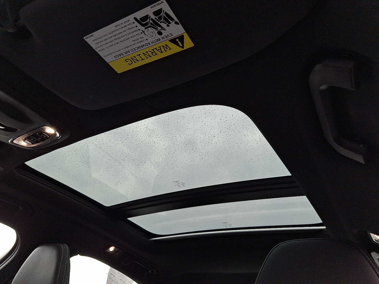 2019 Volvo S60 R-Design