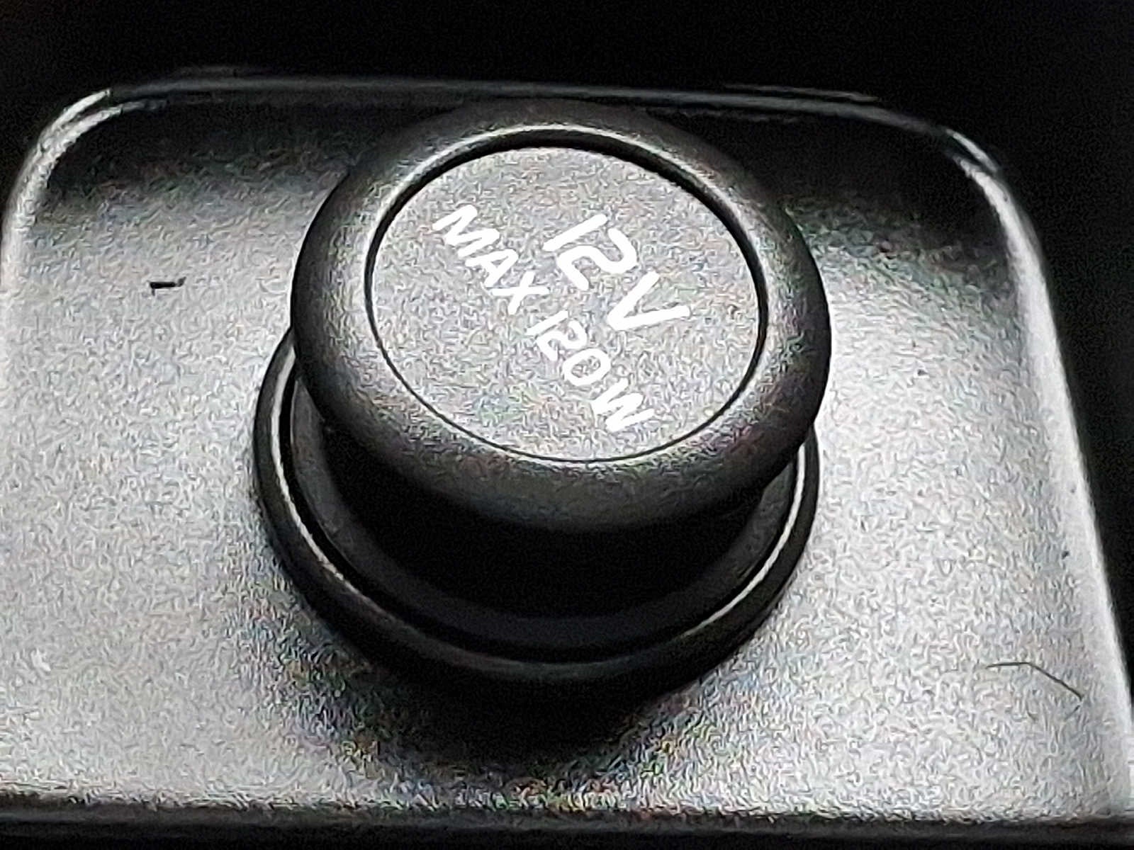 2019 Volvo S60 R-Design