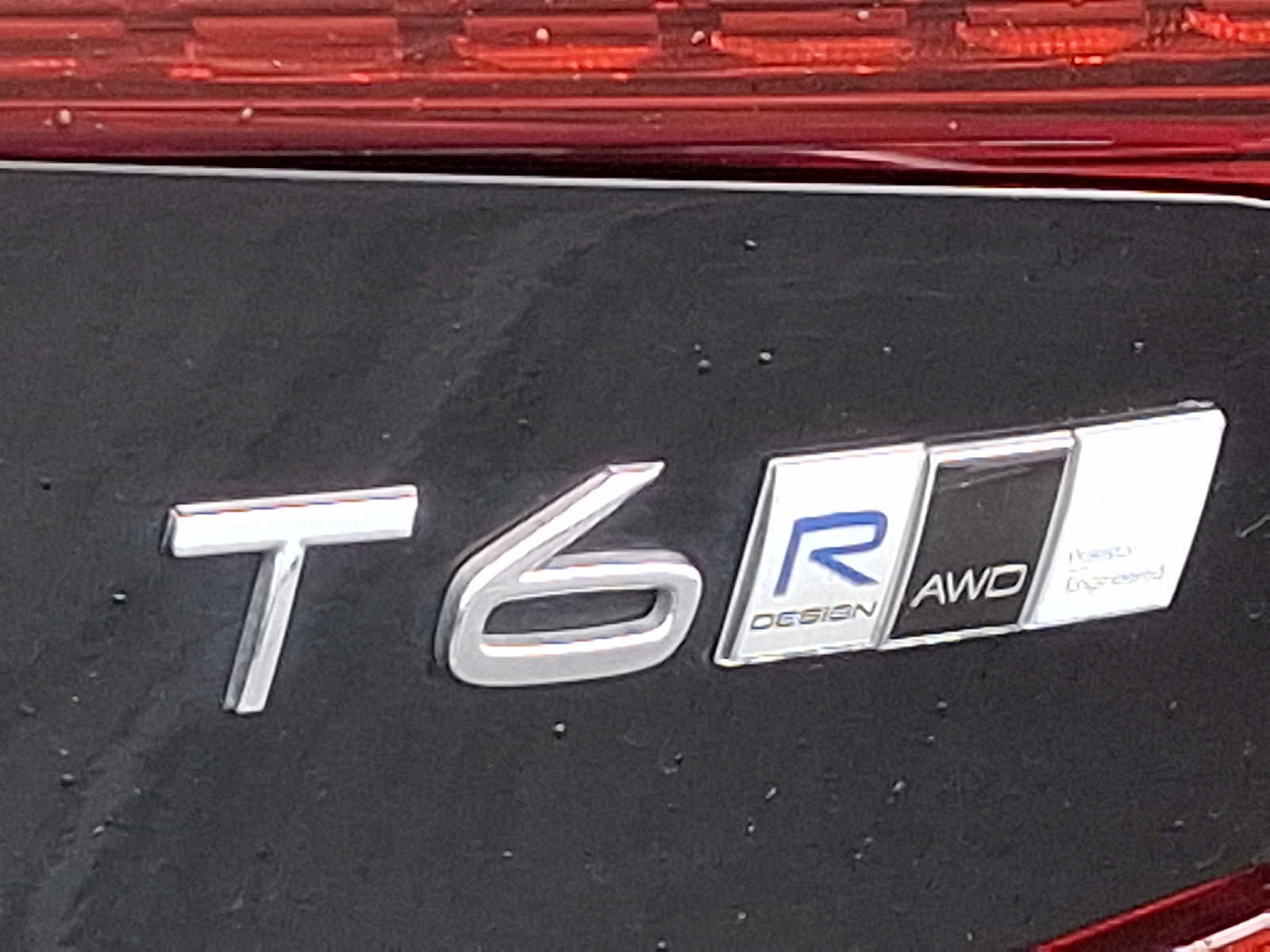 2019 Volvo S60 R-Design