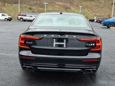 2019 Volvo S60 R-Design