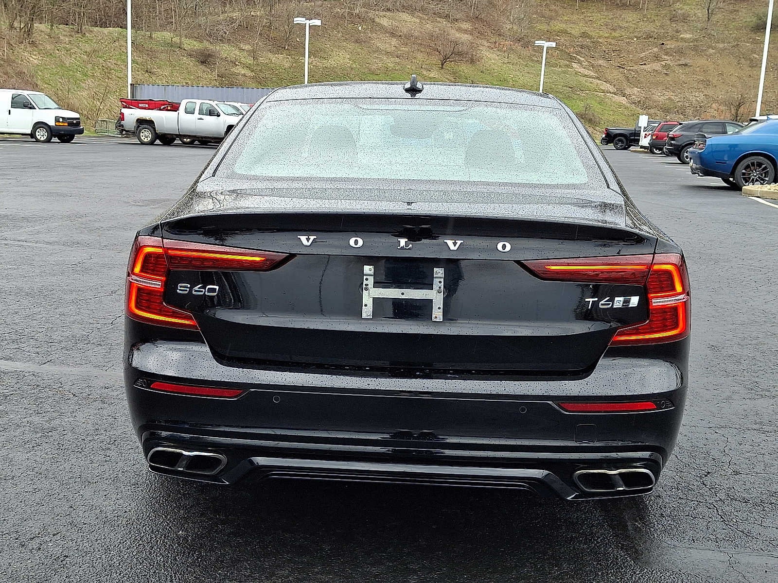 2019 Volvo S60 R-Design