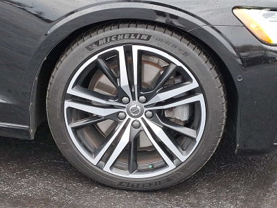 2019 Volvo S60 R-Design