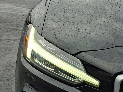 2019 Volvo S60 R-Design