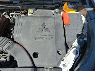 2024 Mitsubishi Outlander Plug-In Hybrid SE