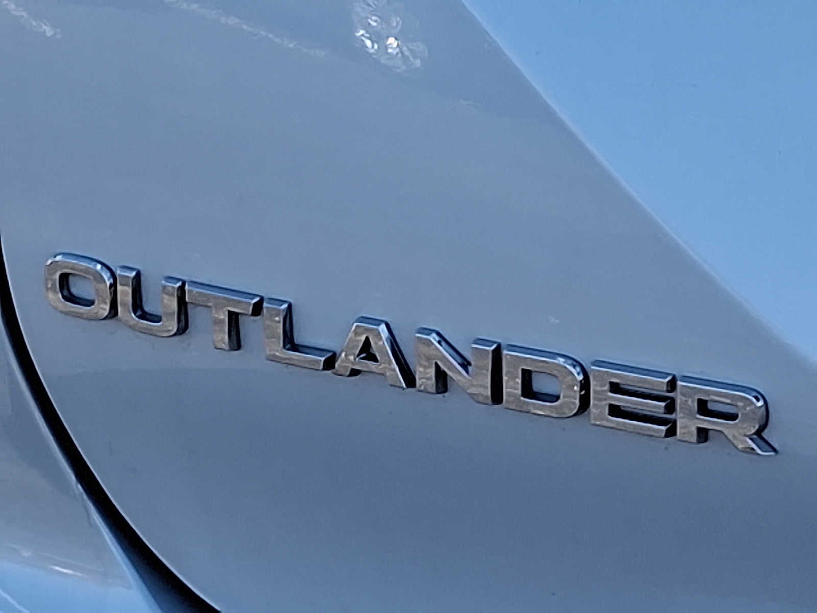 2024 Mitsubishi Outlander Plug-In Hybrid SE