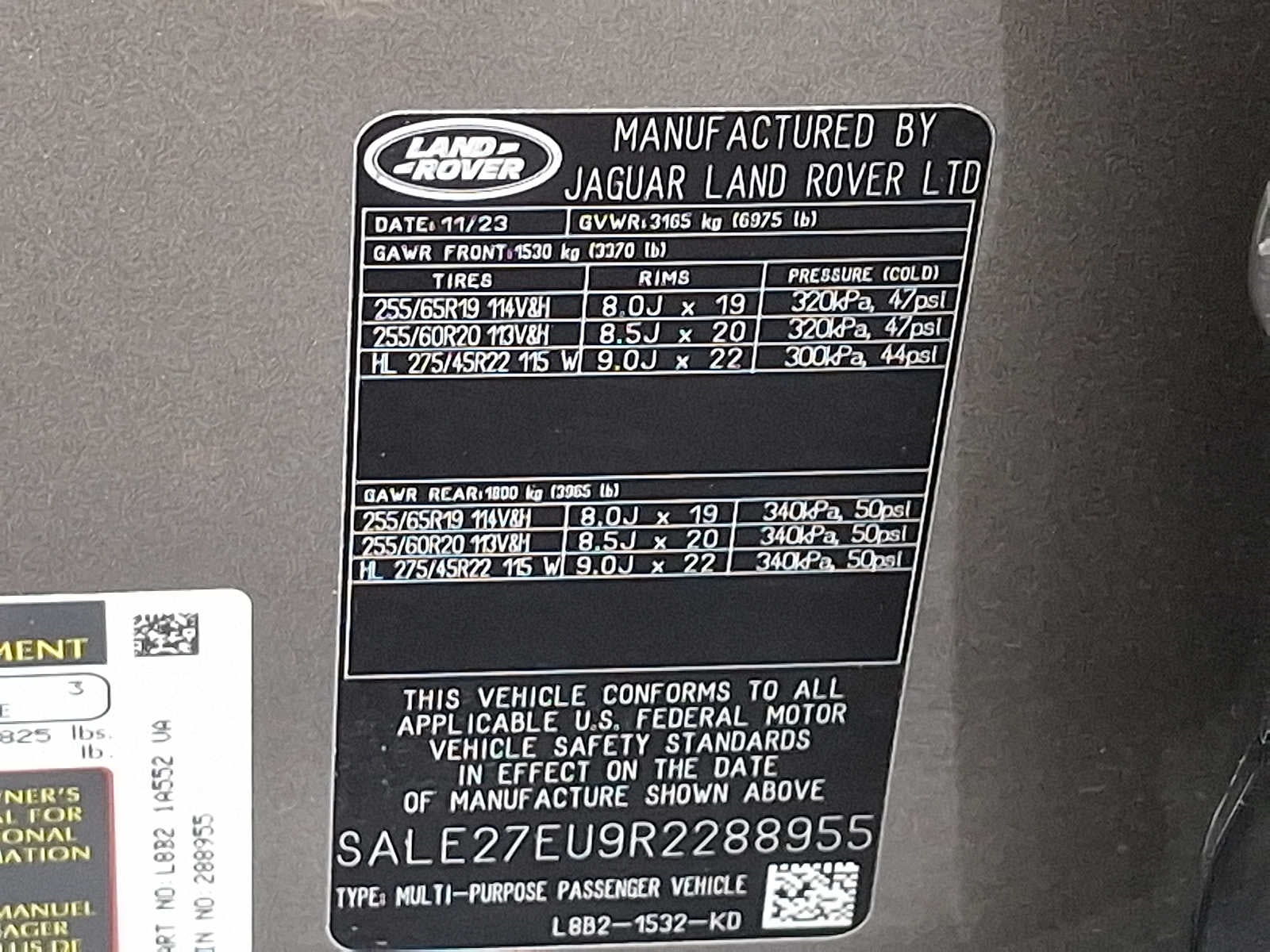 2024 Land Rover Defender X-Dynamic SE