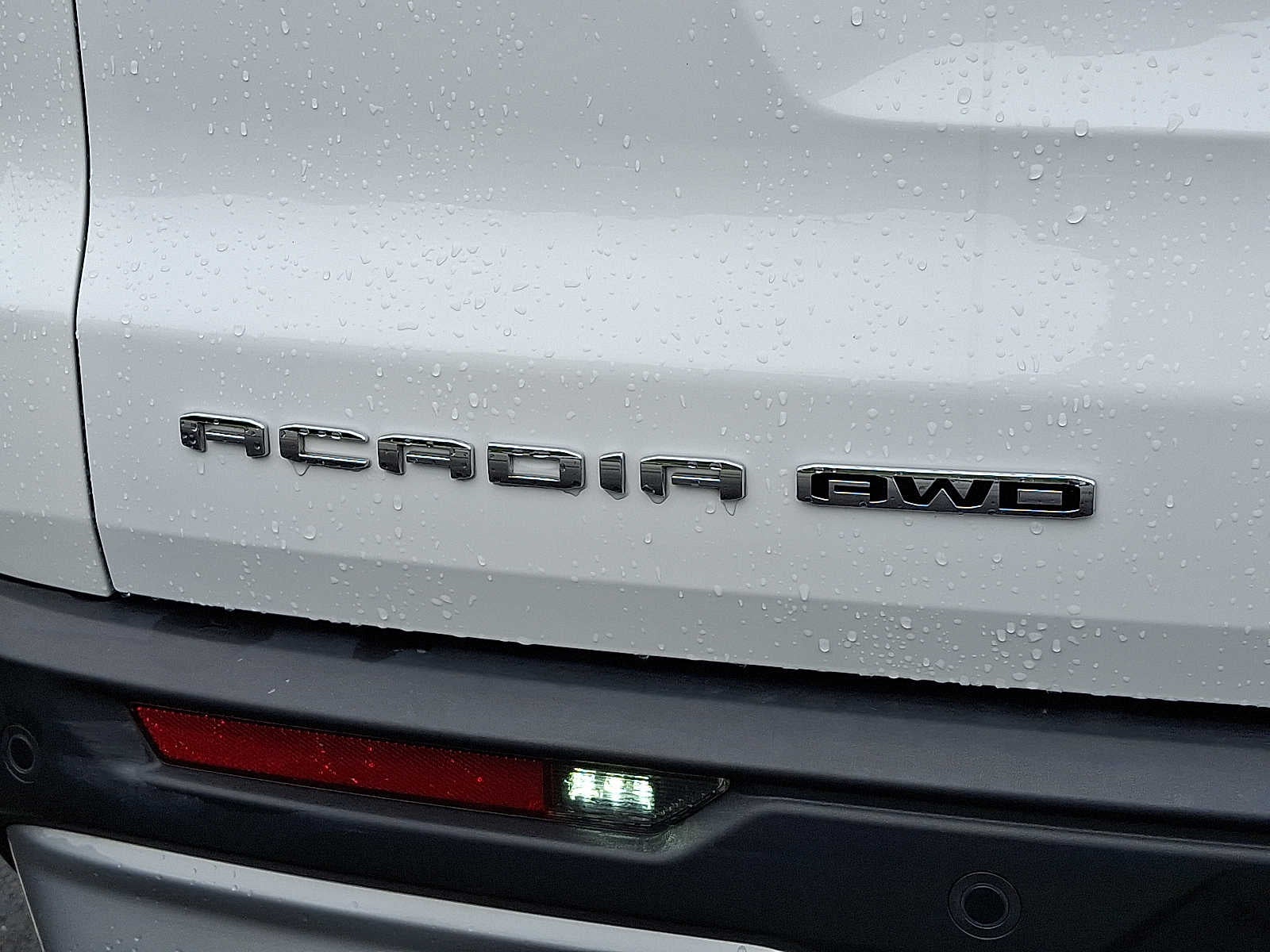 2025 GMC Acadia Elevation