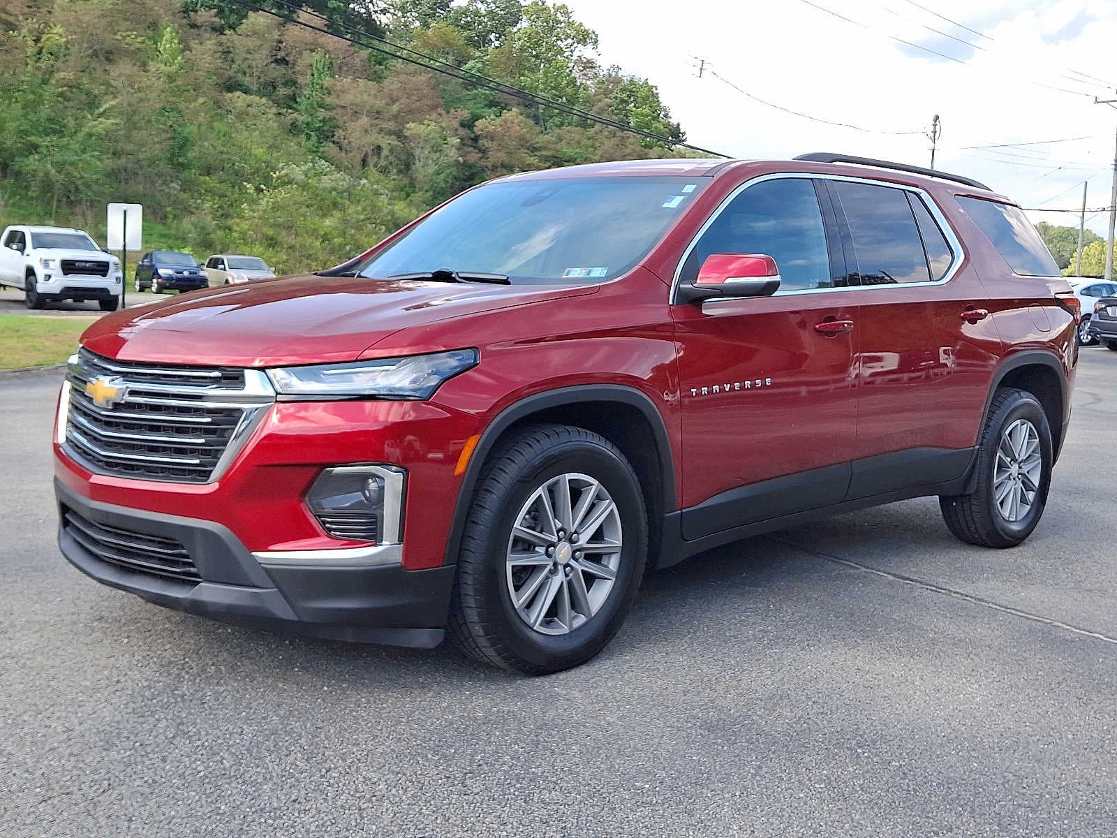 2023 Chevrolet Traverse LT Leather