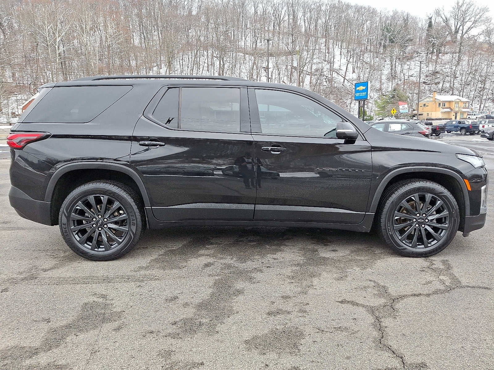 2023 Chevrolet Traverse RS