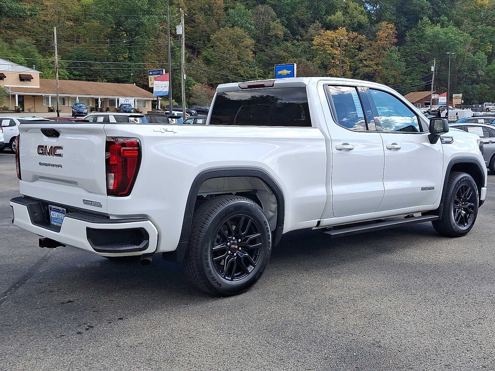 2023 GMC Sierra 1500 Elevation