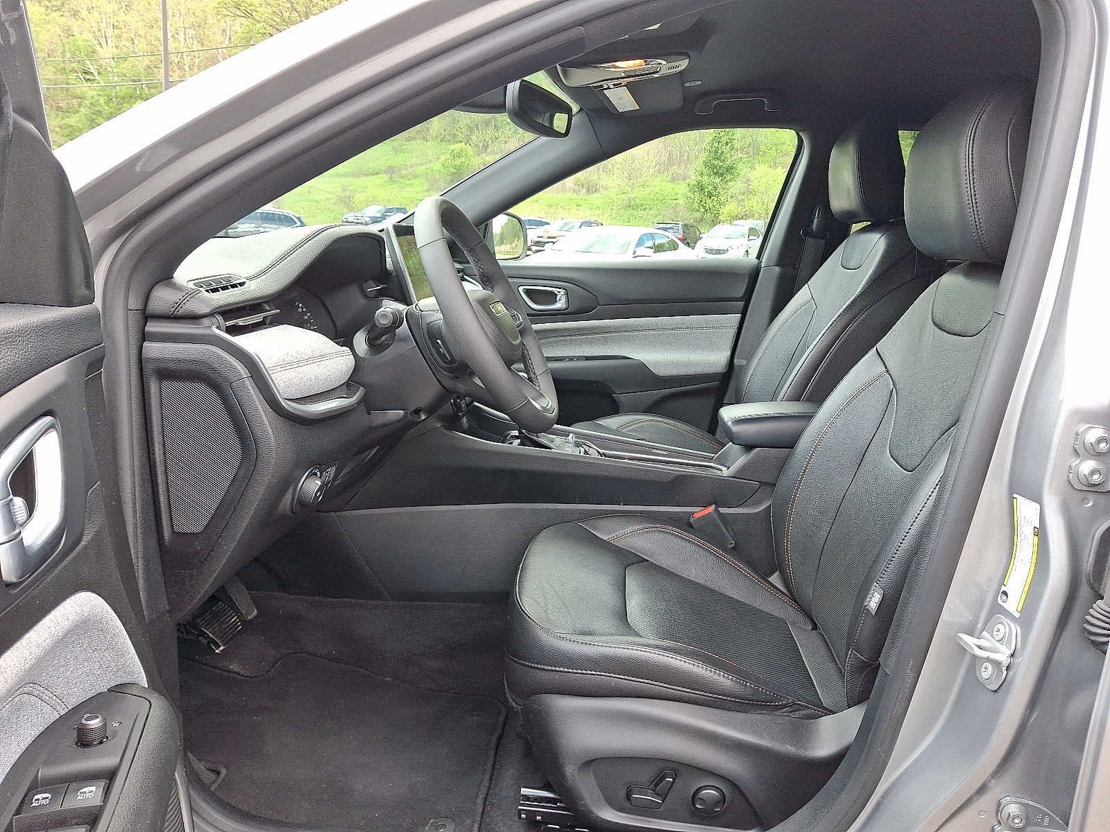 2023 Jeep Compass Latitude Lux