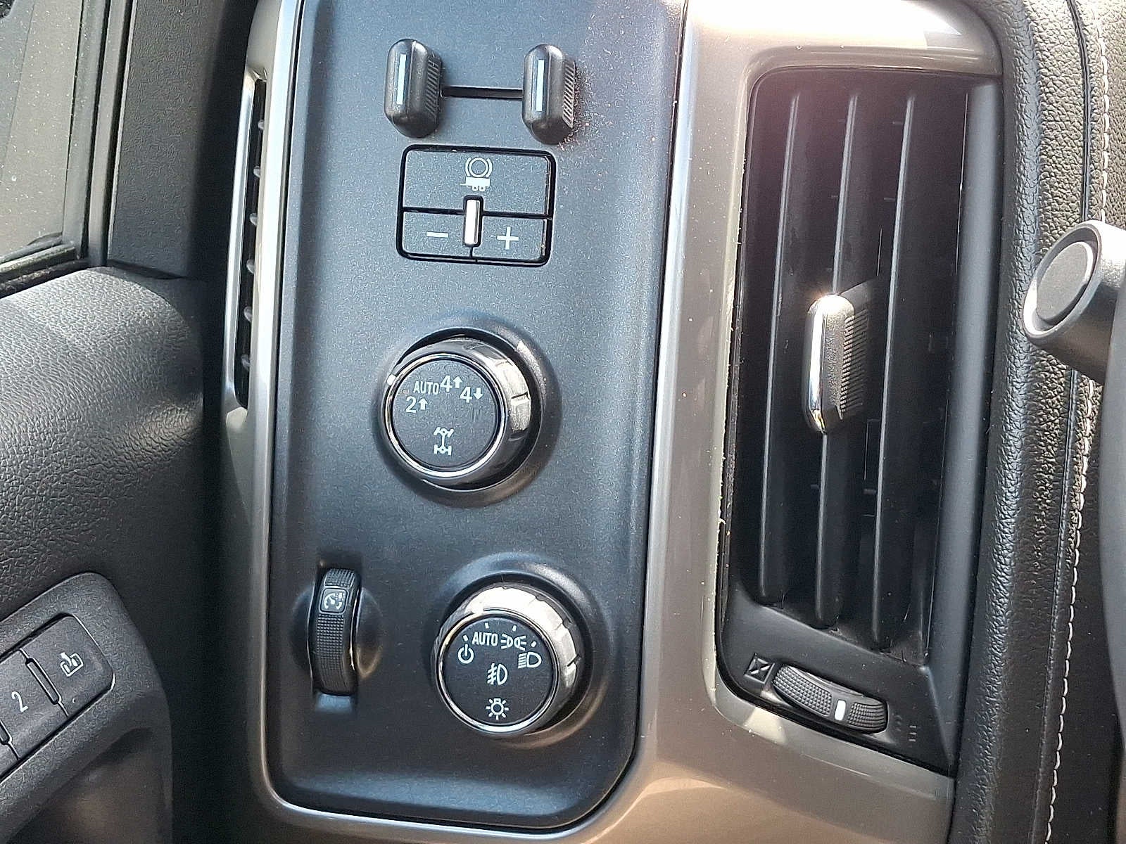 2017 Chevrolet Silverado 1500 High Country