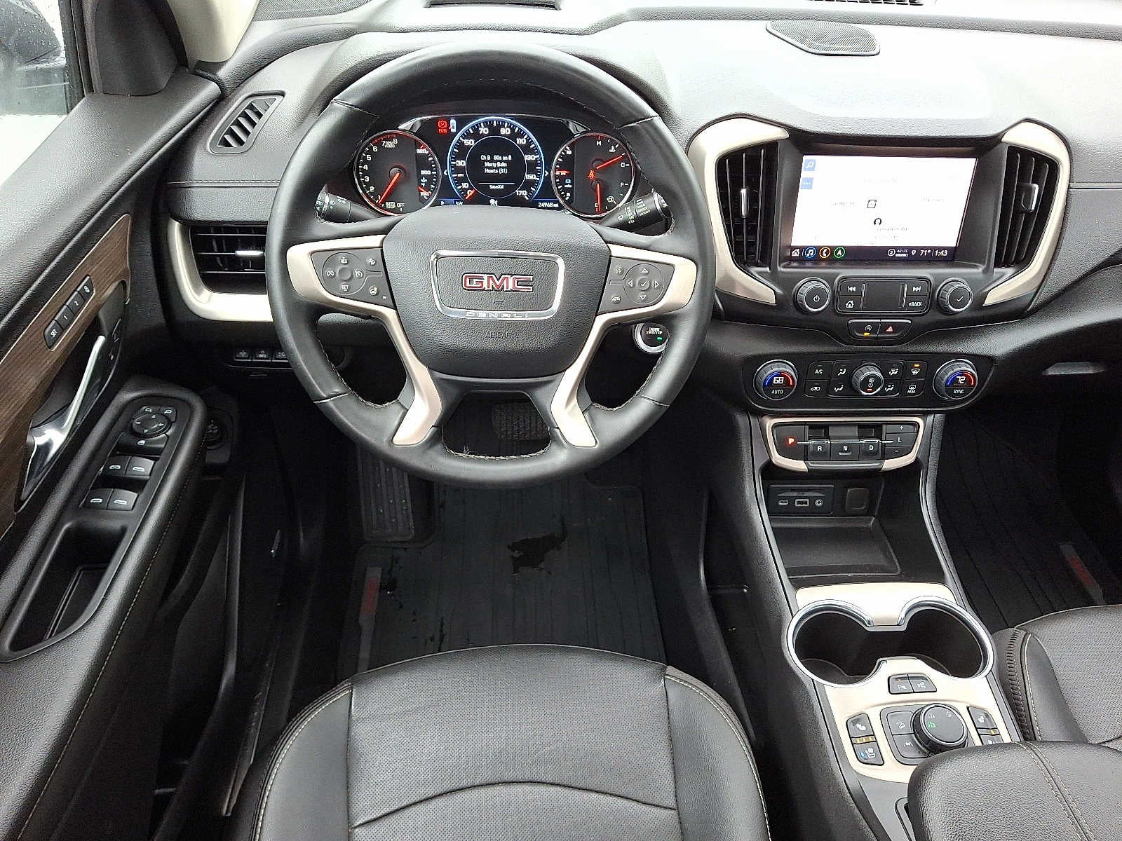 2023 GMC Terrain Denali