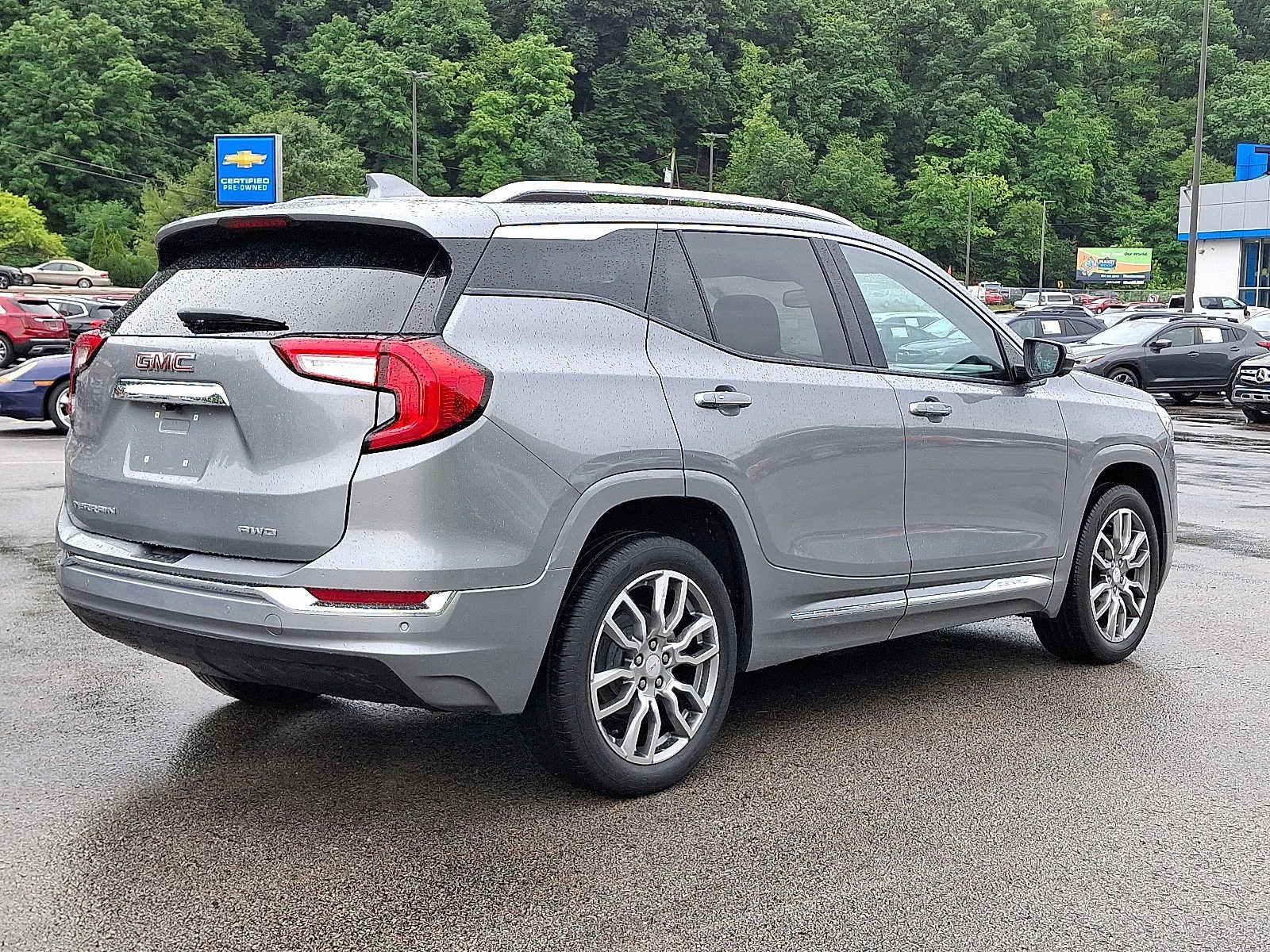 2023 GMC Terrain Denali
