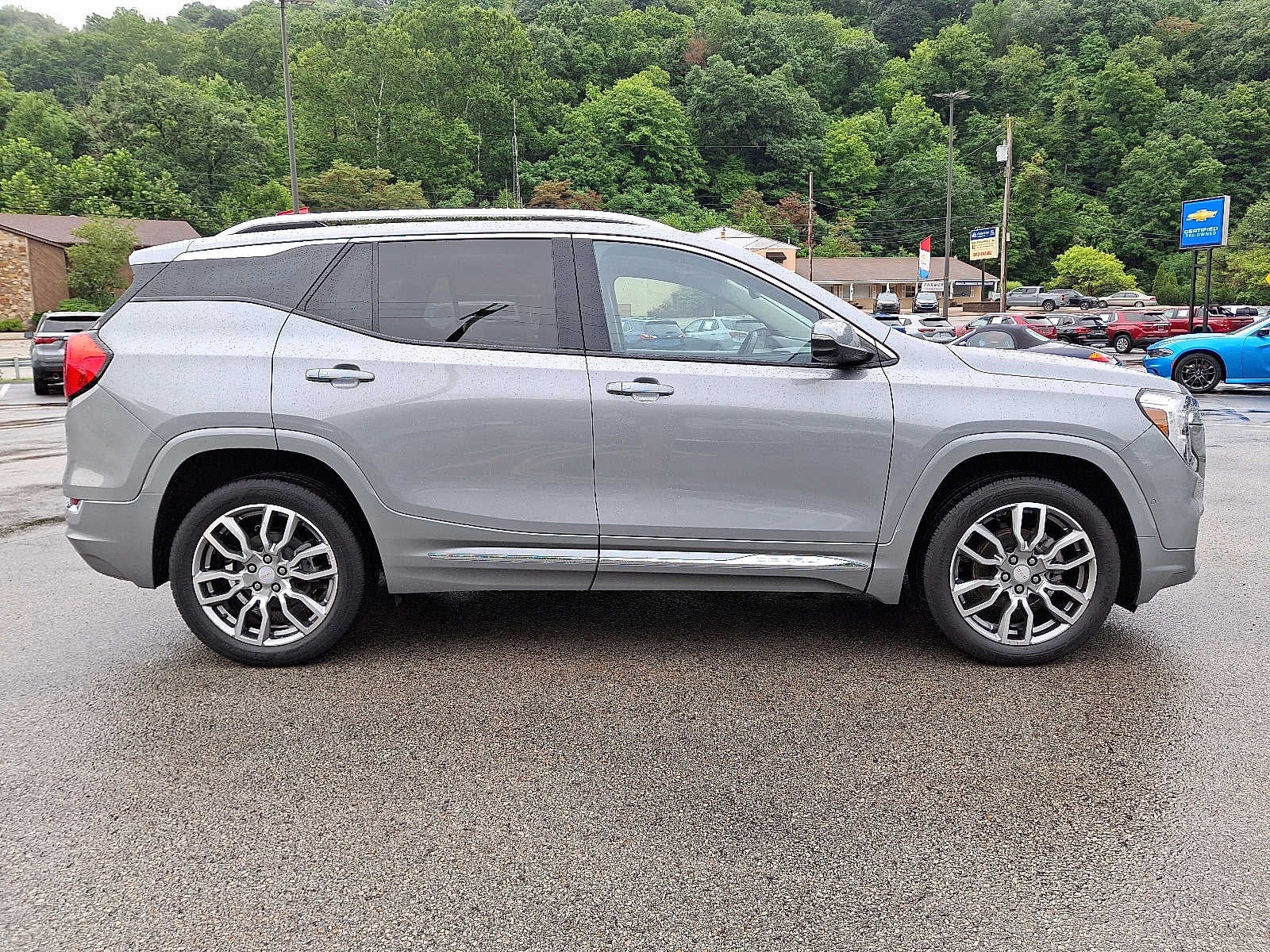 2023 GMC Terrain Denali