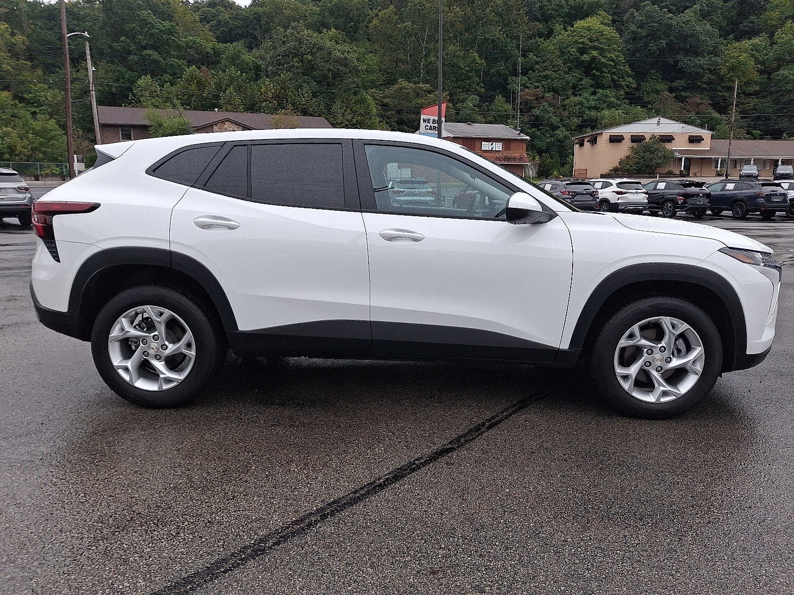 2025 Chevrolet Trax LS