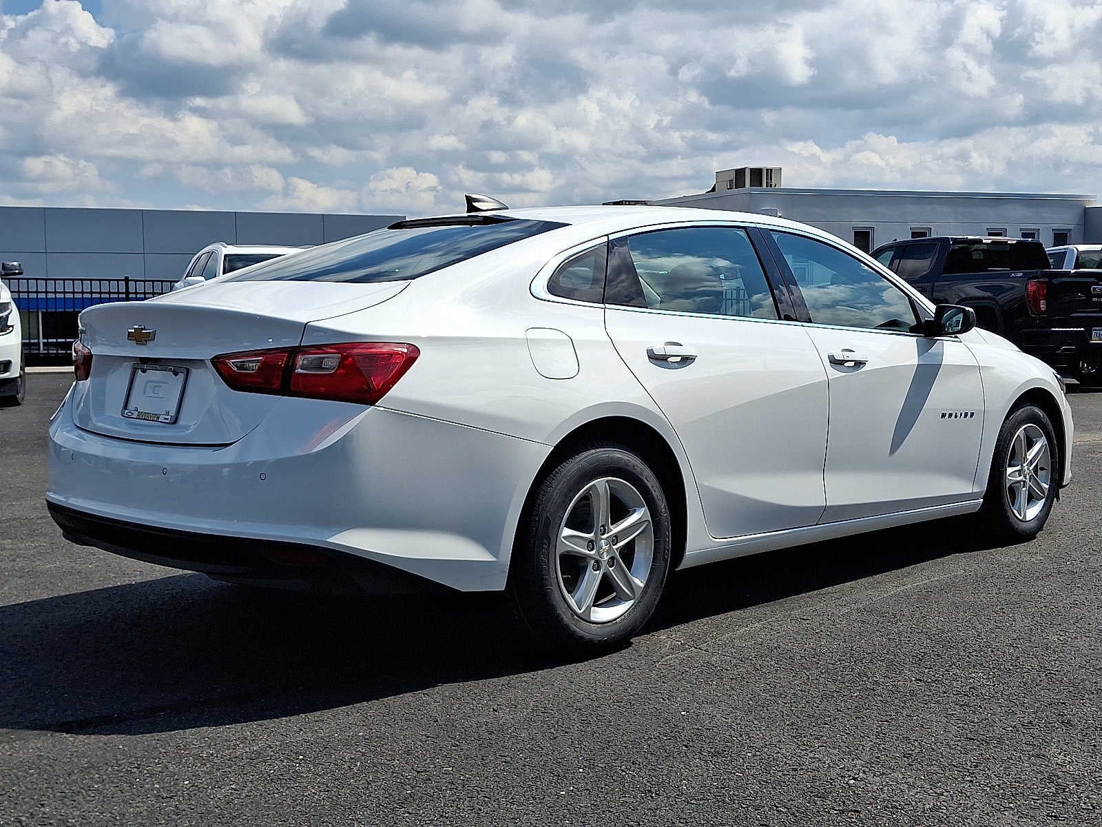 2022 Chevrolet Malibu LS