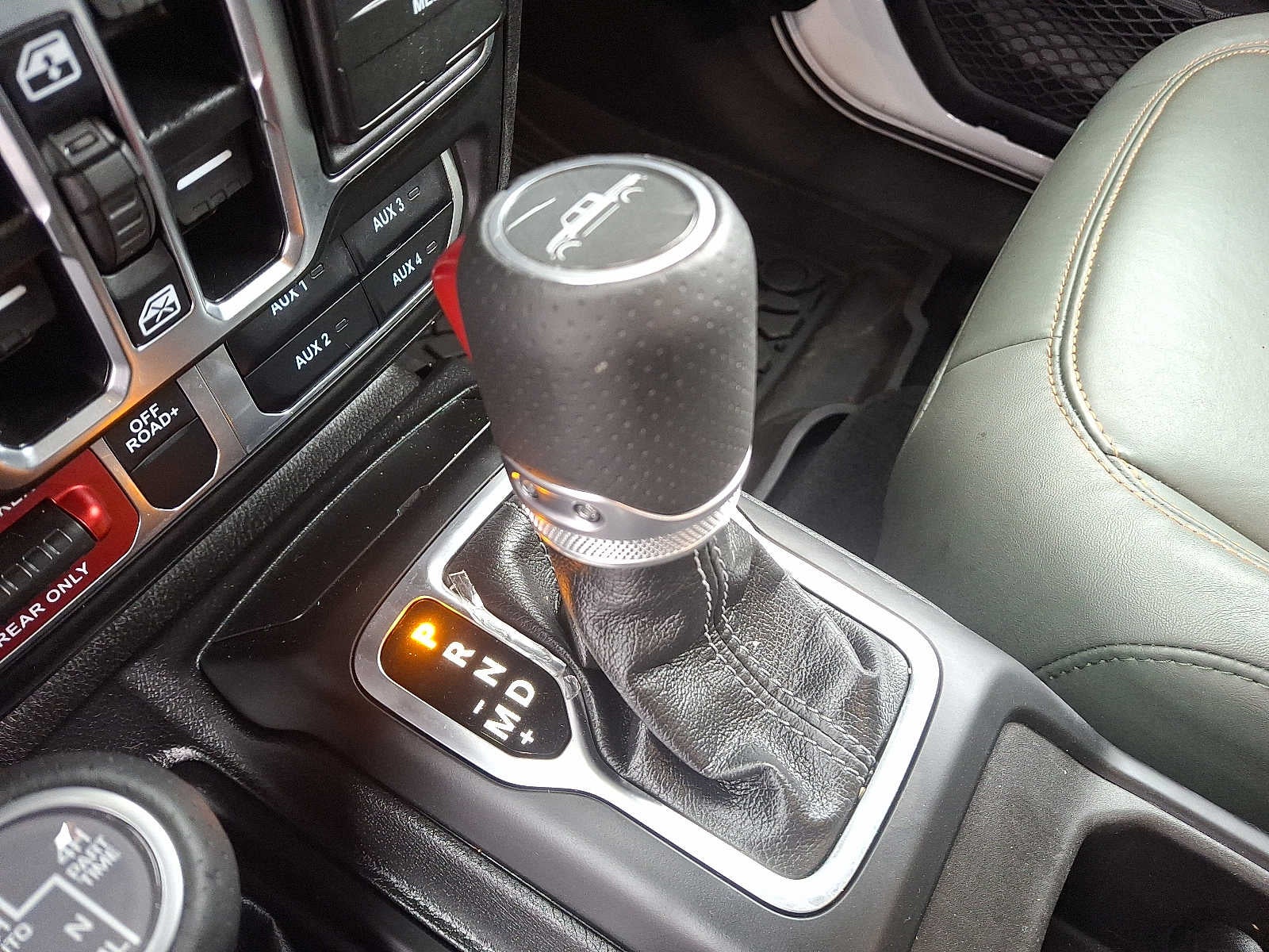 2025 Jeep Gladiator Mojave X