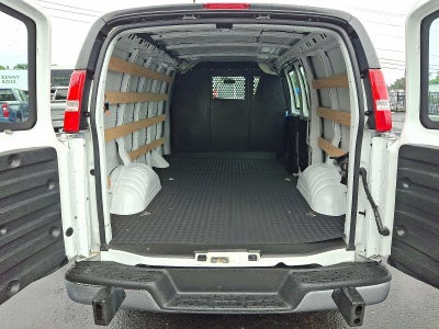 2025 Chevrolet Express Cargo WT