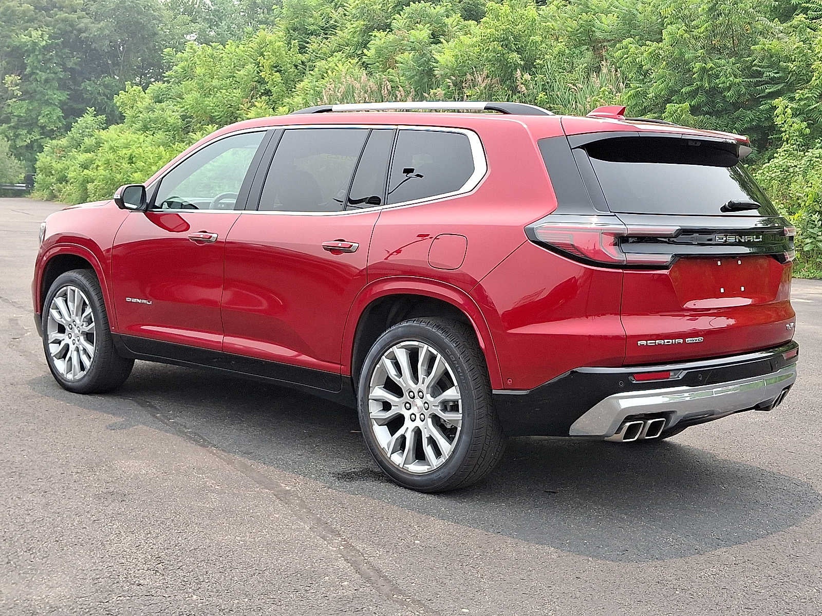 2025 GMC Acadia Denali