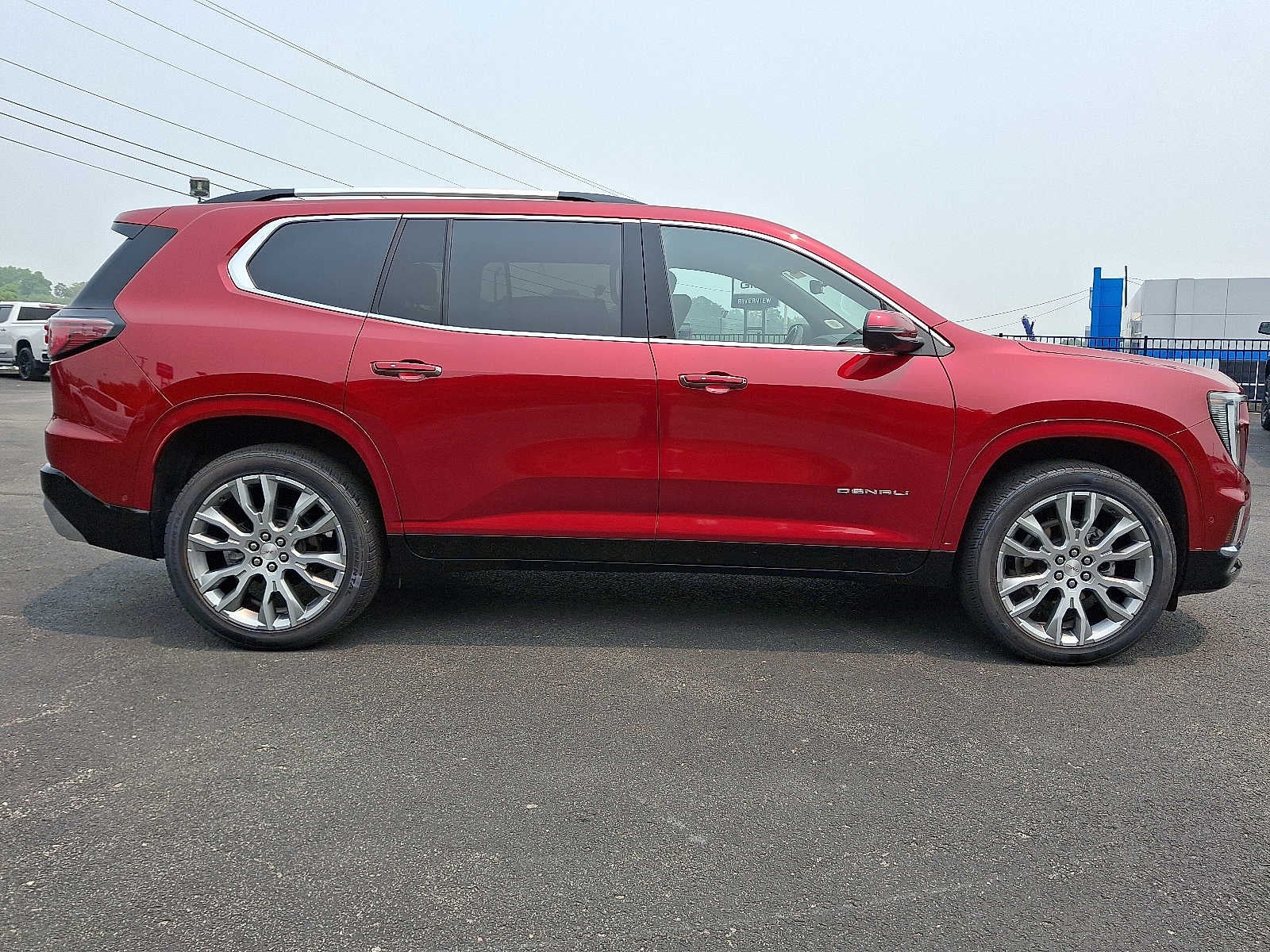 2025 GMC Acadia Denali