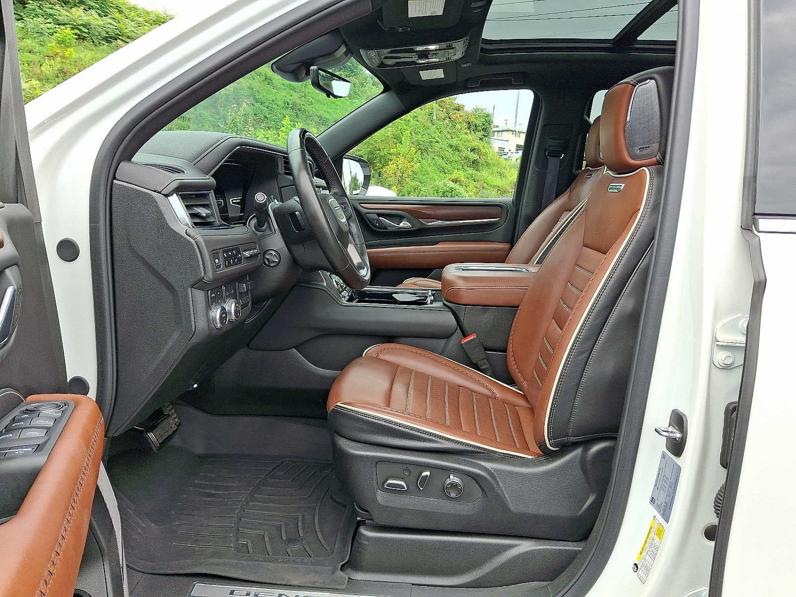 2024 GMC Yukon Denali Ultimate