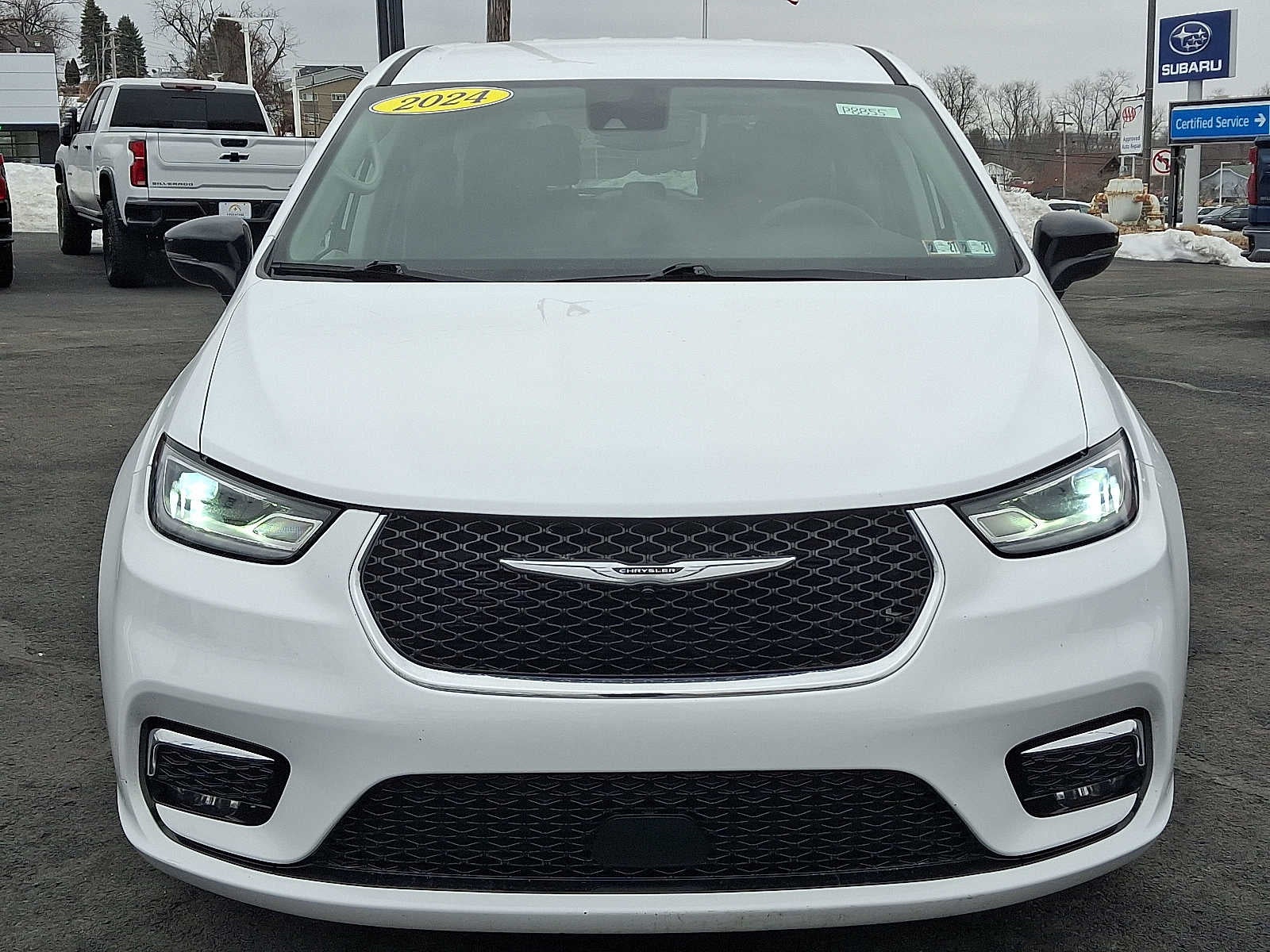 2024 Chrysler Pacifica Touring L