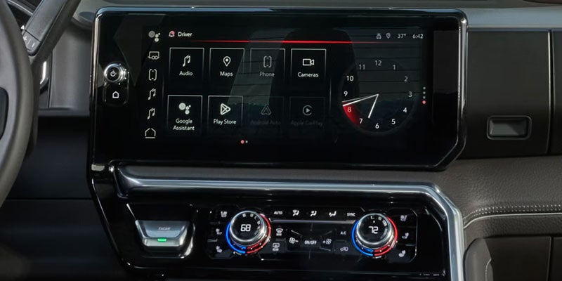 2026 GMC Sierra 2500HD digital dashboard technology at Riverview GMC in North Huntingdon, PA
